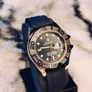 Premium Black Luxury Watch – Sporty & Elegant Look